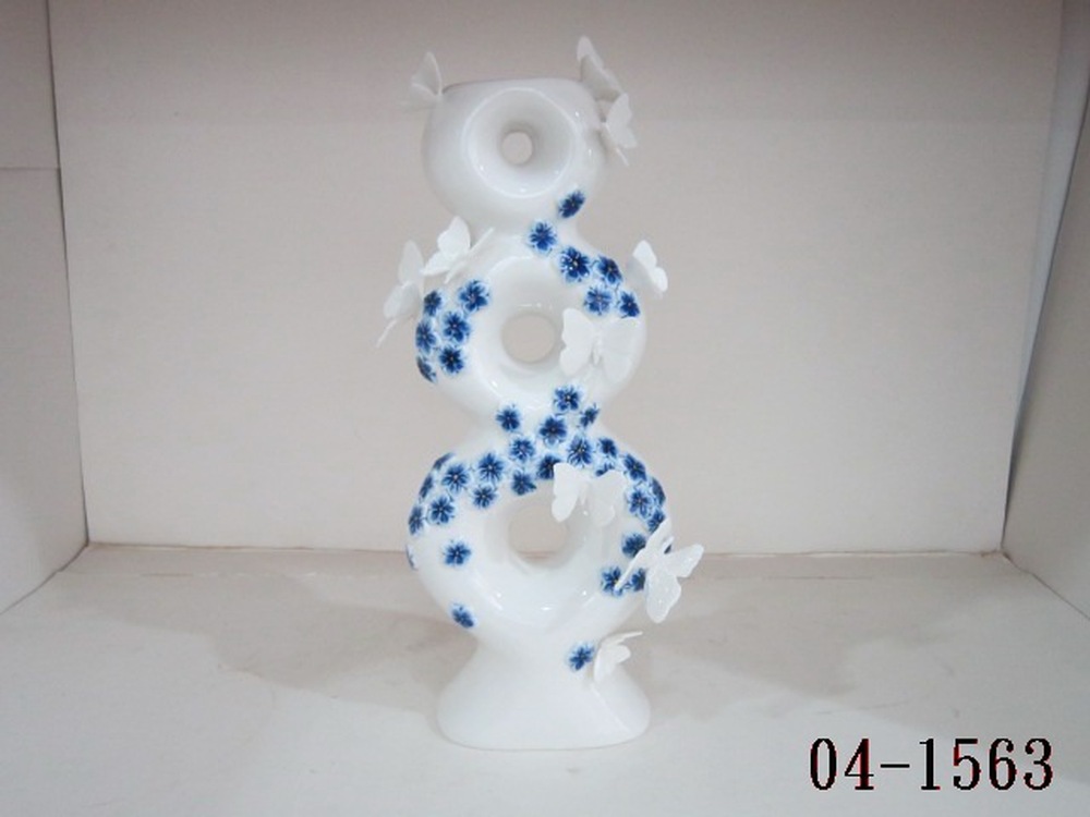 04-1563