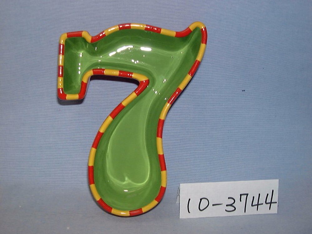 10-3744