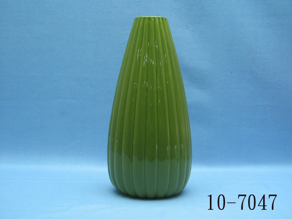 10-7047
