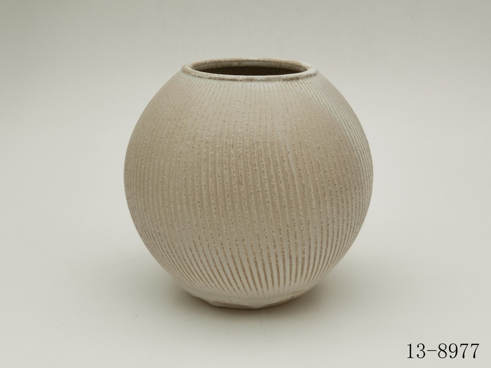 13-8977