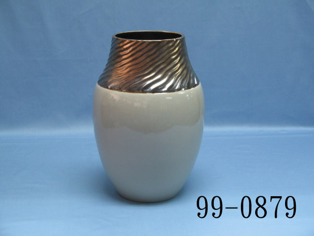 99-0879