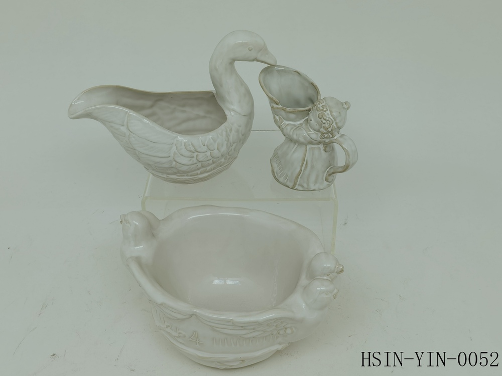 GRAVY BOAT