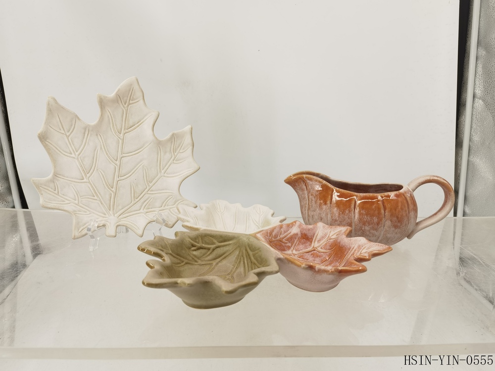 GRAVY BOAT